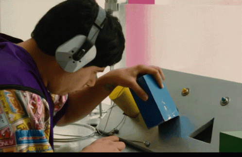 idiocracy-shapes.gif