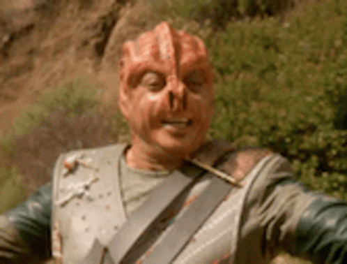 star-trek-tng-darmok-eyes-uncovered.gif